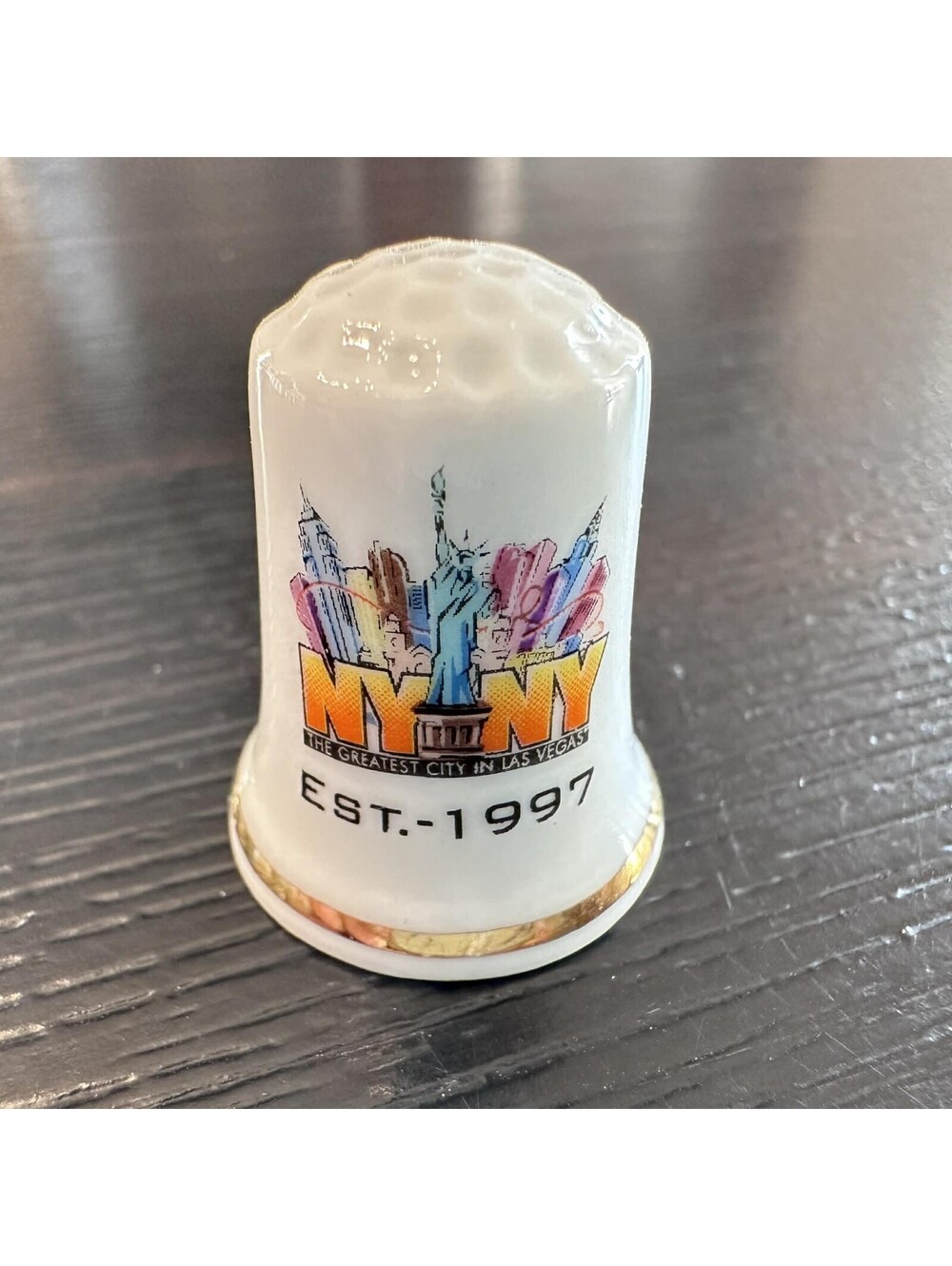 Vintage NYNY New York New York Las Vegas Souvenir Thimble Est 1997 Gold Trim EUC